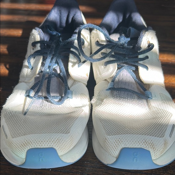 On Running Beige and Navy Sneakers - Picture 3 of 5